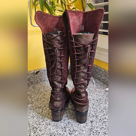 Freebird By Steven Burgundy Coal Size 10 EUC OG - Picture 3 of 6